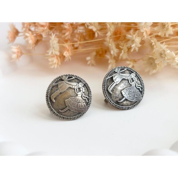 Handmade 30's Antique Courting Couple Sterling Silver Screw Back Vintage Studs - Picture 4 of 8